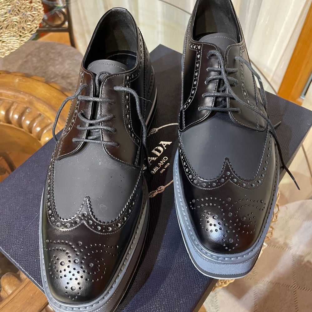 Men’s PRADA Oxfords - Picture 1 of 7